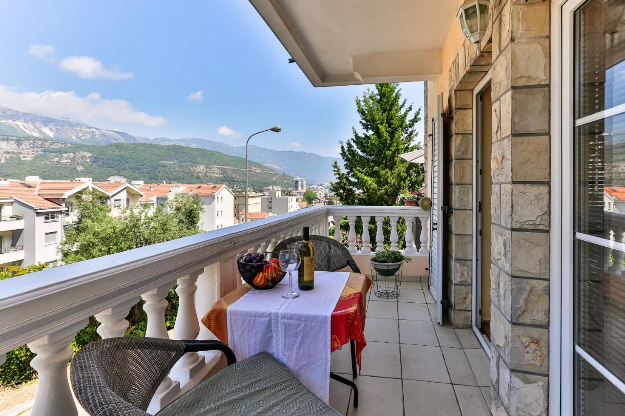 Damonte - Apartments And Rooms Budva Exteriör bild